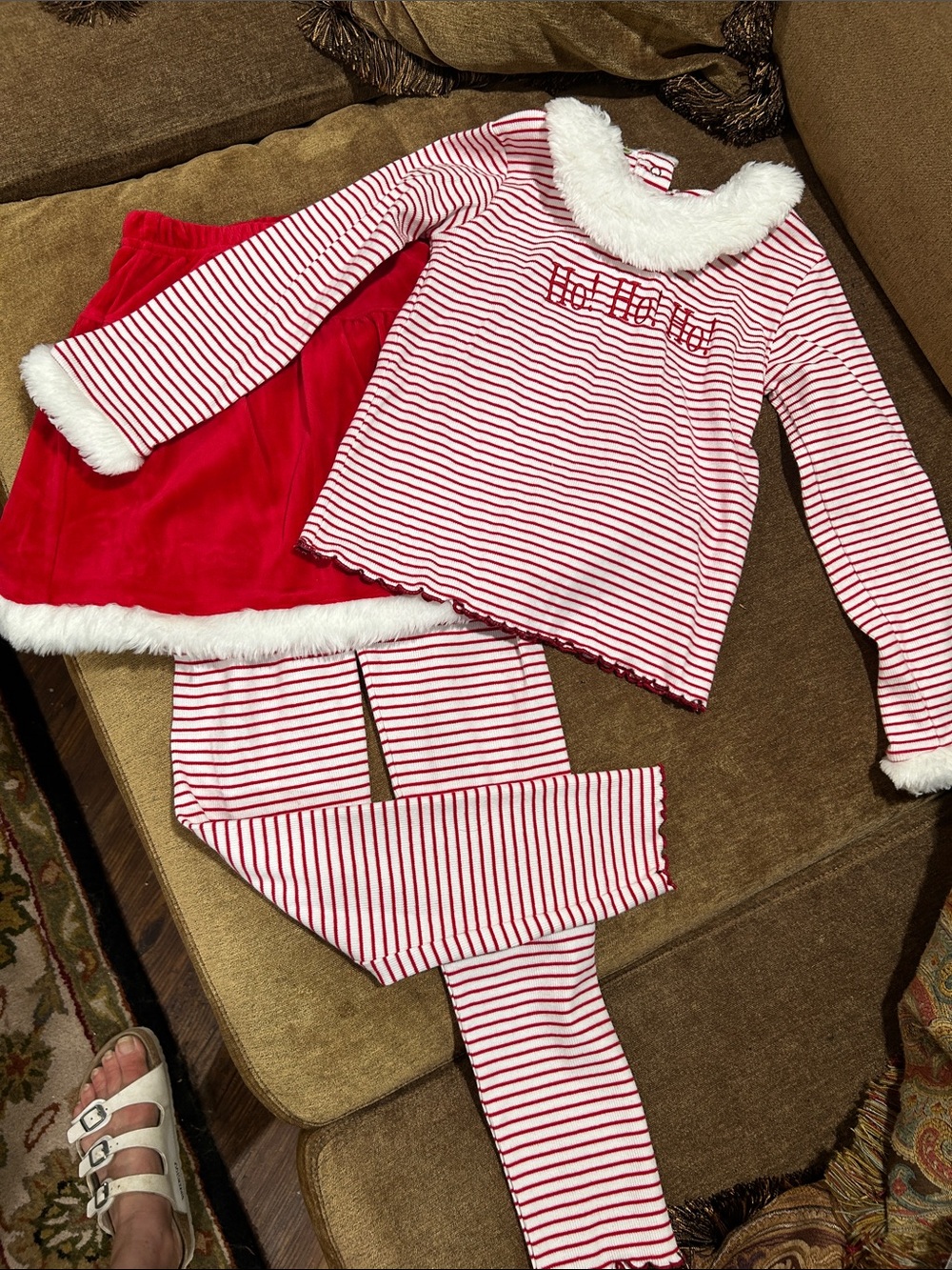 Le Top Girls 6x  Red/White Striped Holiday legging skirted top set Faux Fur Trim